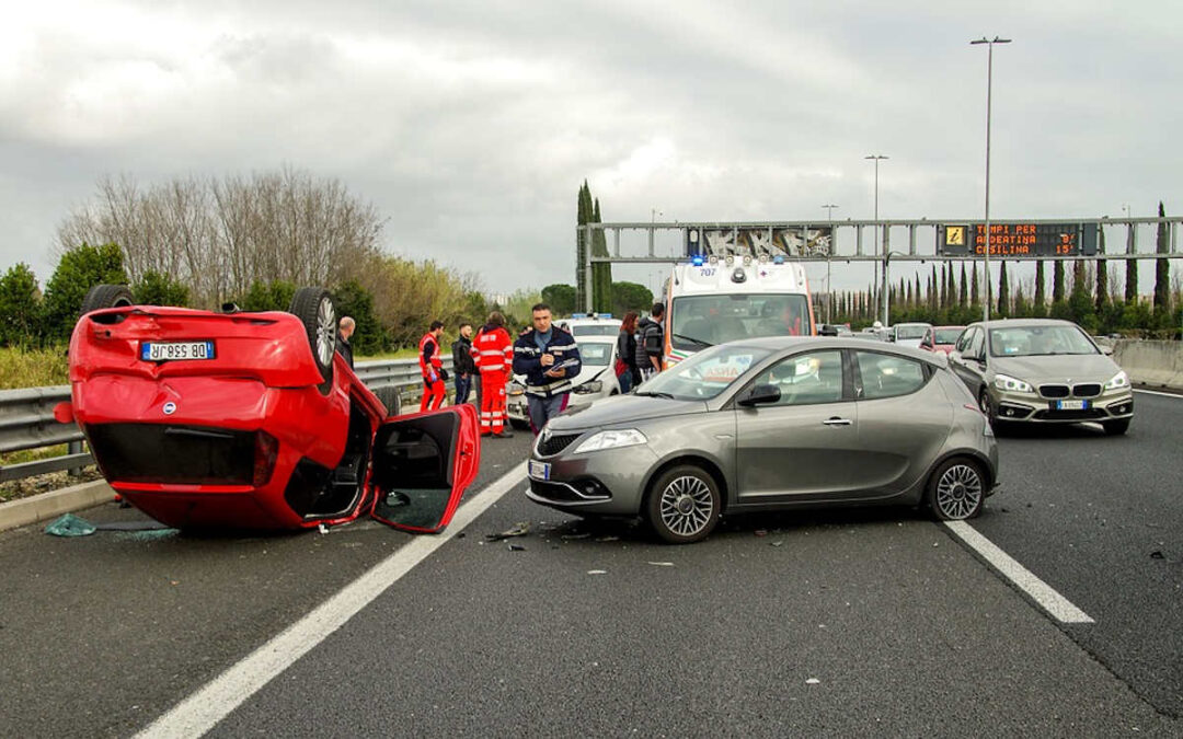 Quali responsabilità per chi fugge dopo un incidente?